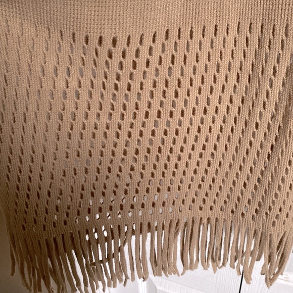 Boho Poncho wrap scarf top in cocoa colour - Picture 3 of 5